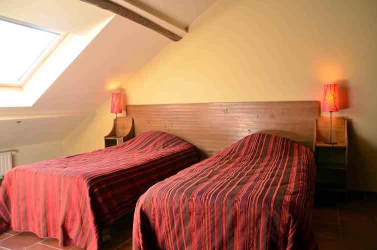 Gites Ferme De La Barriere Chimay Exterior photo