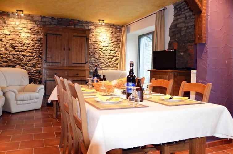 Gites Ferme De La Barriere Chimay Exterior photo