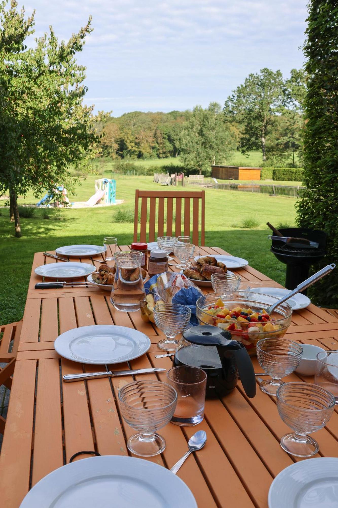 Gites Ferme De La Barriere Chimay Exterior photo
