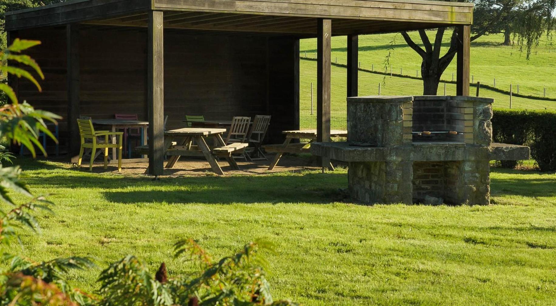 Gites Ferme De La Barriere Chimay Exterior photo